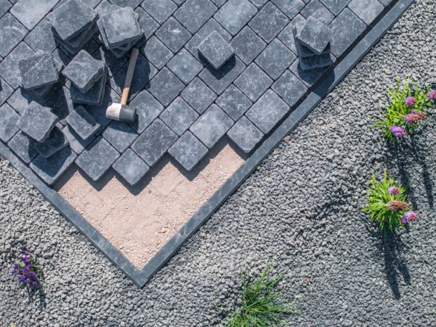 Gravel, Stone, or Mulch? Best Ground Covers for Pathways and Outdoor Spaces